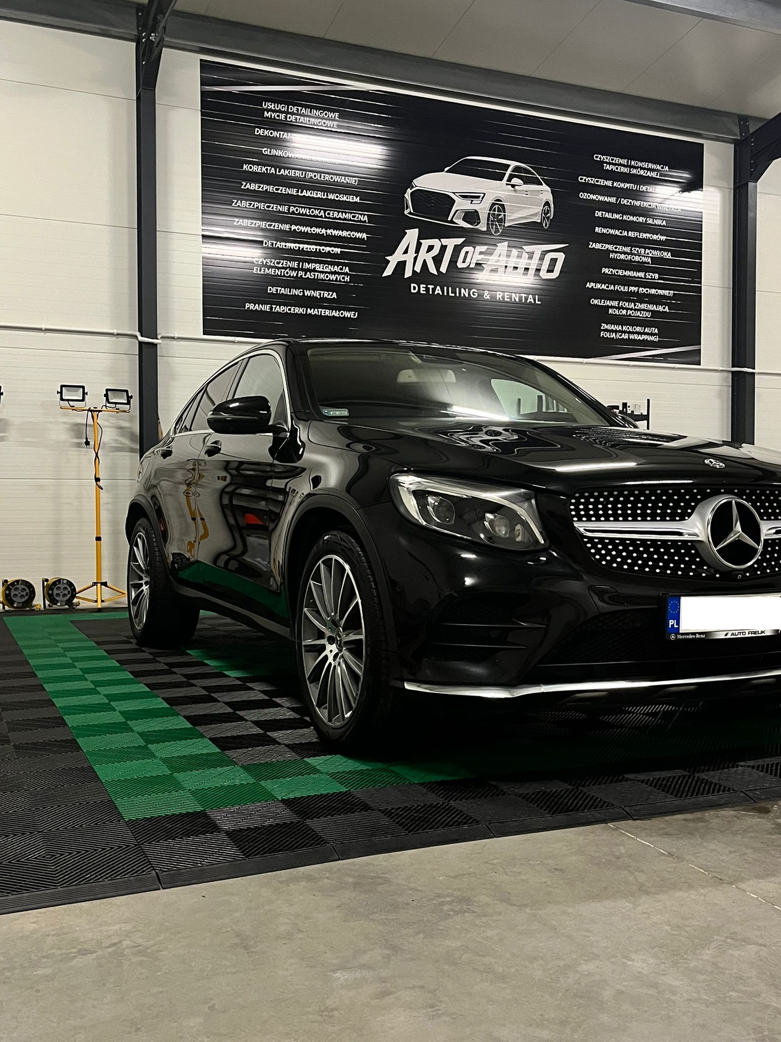 Realizacja 6 - Mercedes